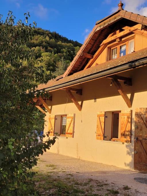 Grand Gites 6 Personnes Uriage Chamrousse Grenoble Revel  エクステリア 写真